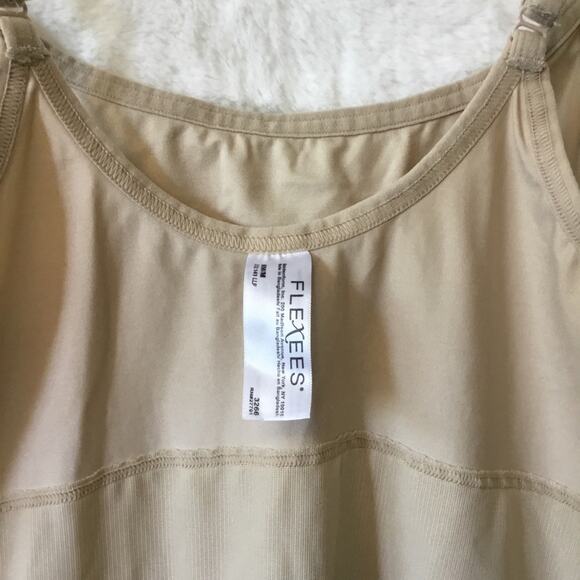 Maidenform Flexees Beige Shapewear Camisole Top - Picture 11 of 15